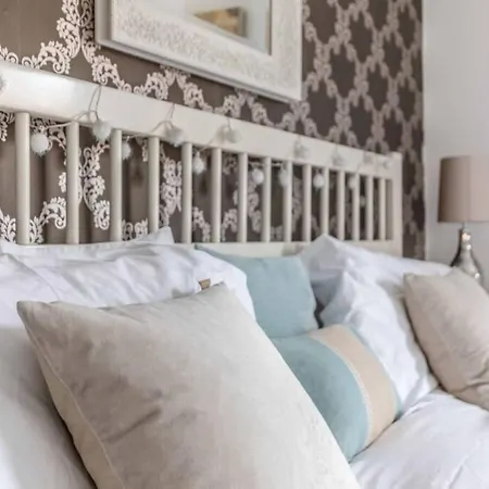 Windsor Town Centre Victorian Townhouse Sleeps 6 Vila Exterior foto